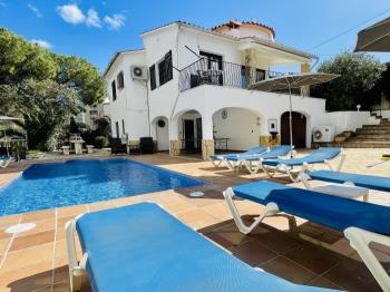 Villa Tramuntana by Costabravaway - Apartamento en Calonge
